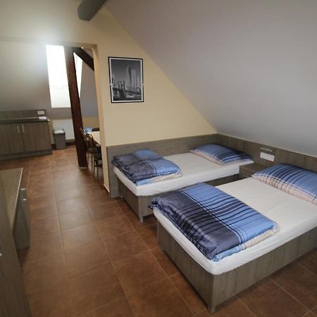 Borovec Hotel Sedlnice Ngoại thất bức ảnh